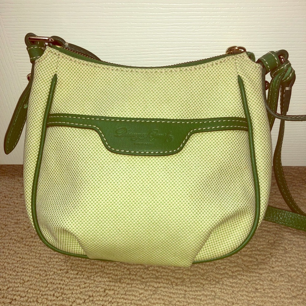 Dooney and bourke crossbody purse